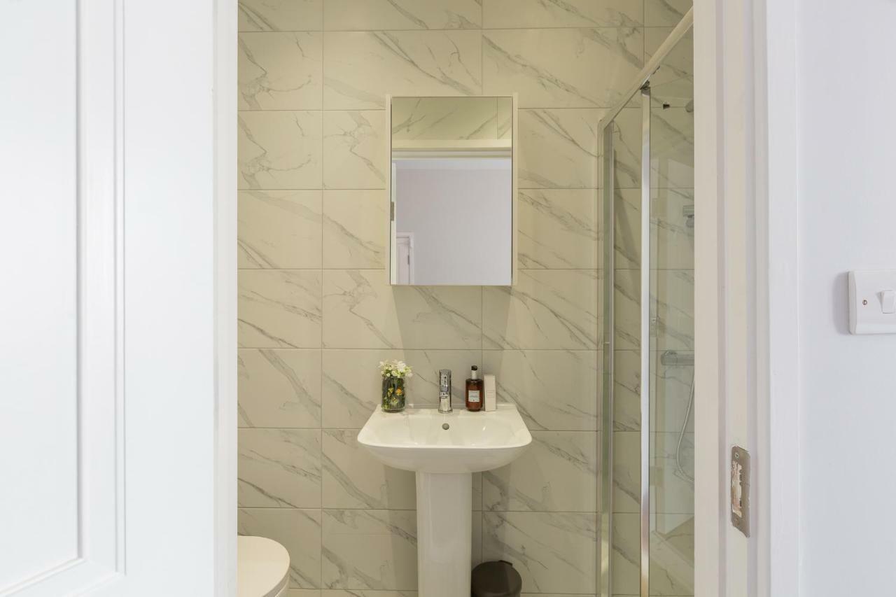 Austin David Apartments Harrow Esterno foto